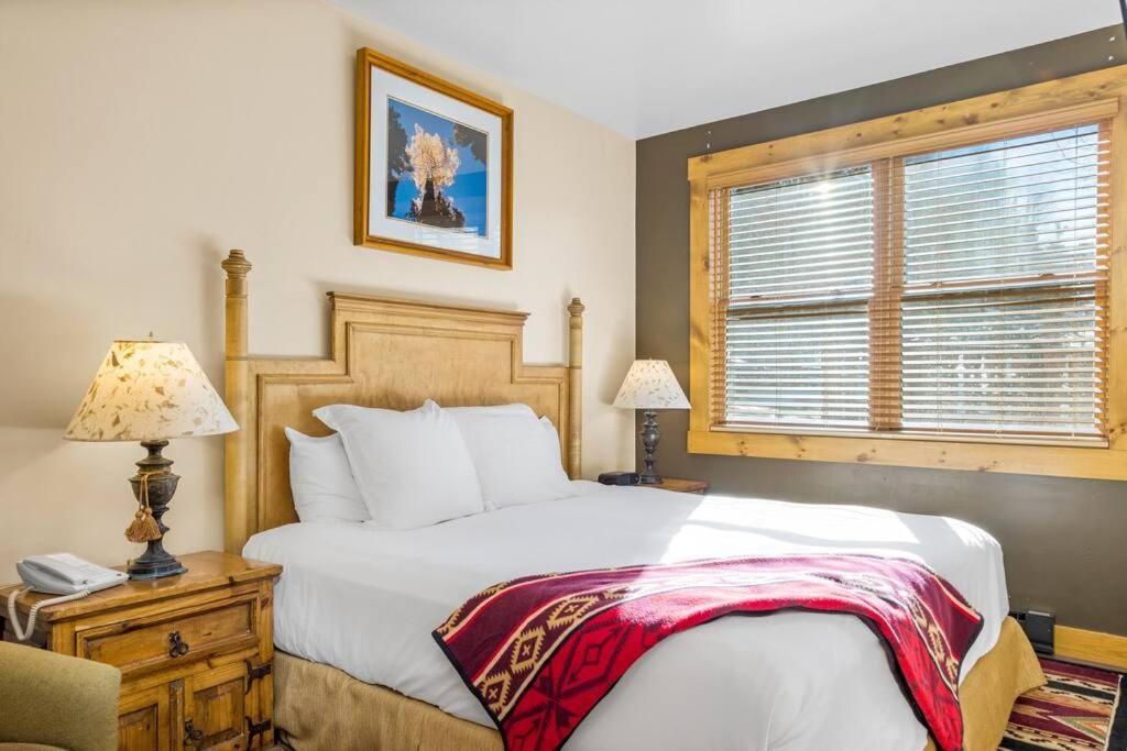 Blue Collar Boutique: Affordable Adventure Telluride Exterior foto