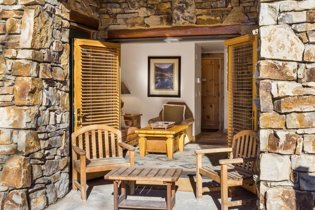Blue Collar Boutique: Affordable Adventure Telluride Exterior foto